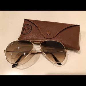 Light Brown Women’s Ray Ban Aviators